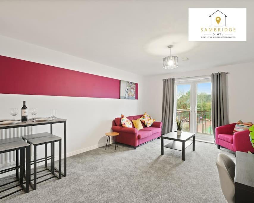 Aylesbury Central - 2 Bedroom Serviced Apt In Aylesbury By Sambridge Stays BUCKINGHAMSHIRE المظهر الخارجي الصورة